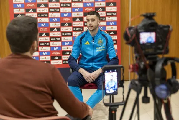 乔安·加西亚野心浮现：剑指欧冠与2026世界杯！巴萨“叹息之墙”背后的战术密码