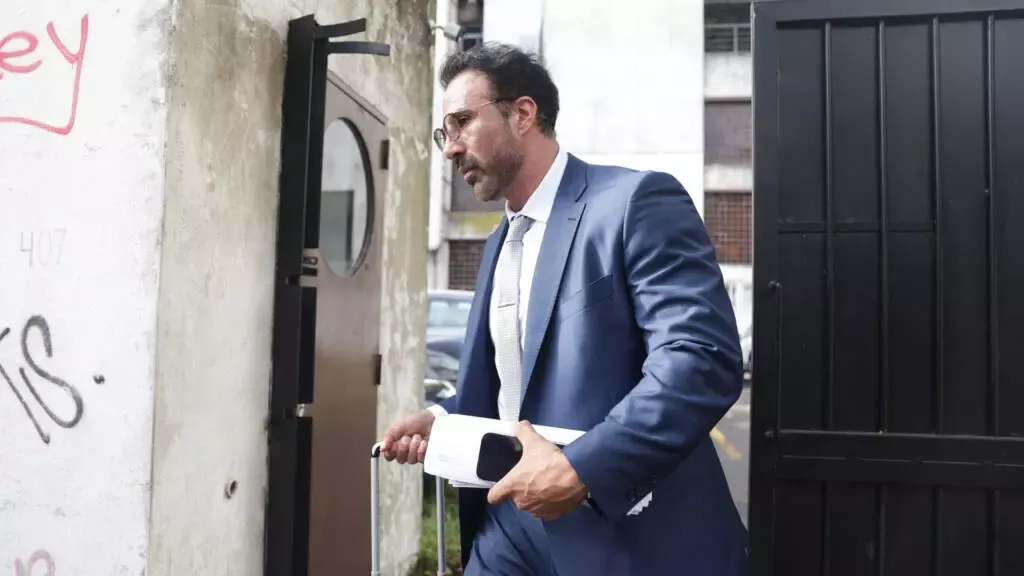 球王之死的终极黑幕？私人医生竟力阻送医，卢克丑陋聊天记录曝光：2026世界杯前最寒心的真相