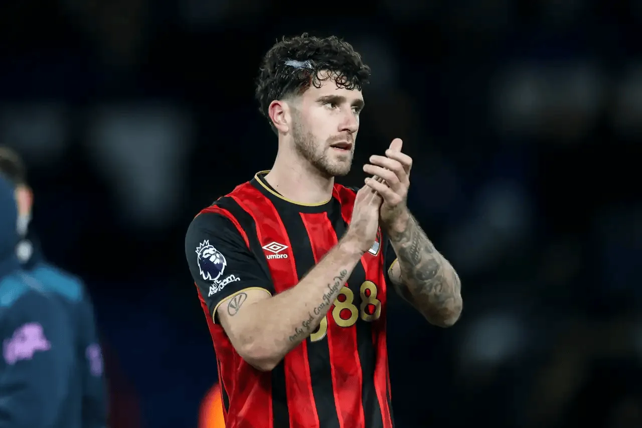 为了保级不择手段？热刺私下接触塞内西被曝违规，2026世界杯前夕的“抢人”大战已失控